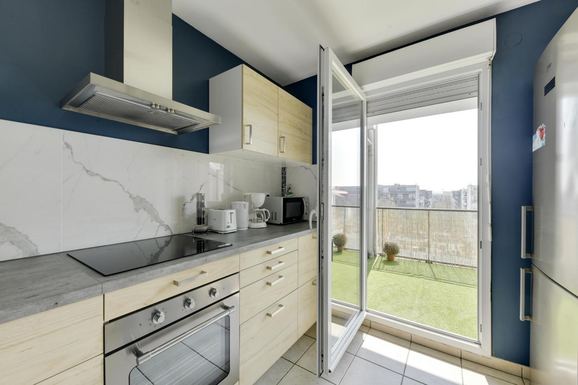 Chic Apartment With Superb View Of The Eiffel Tower 생드니 외부 사진